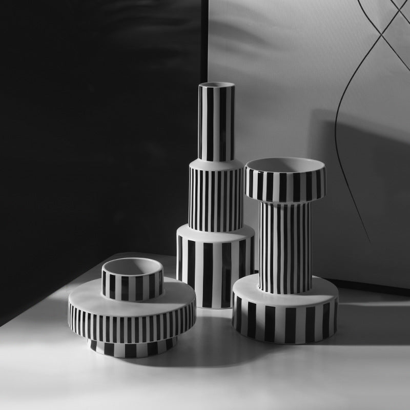 Black & White Geometric Ornament — Minimalist Sculptural Shelf Decor for Living Room & Home Office