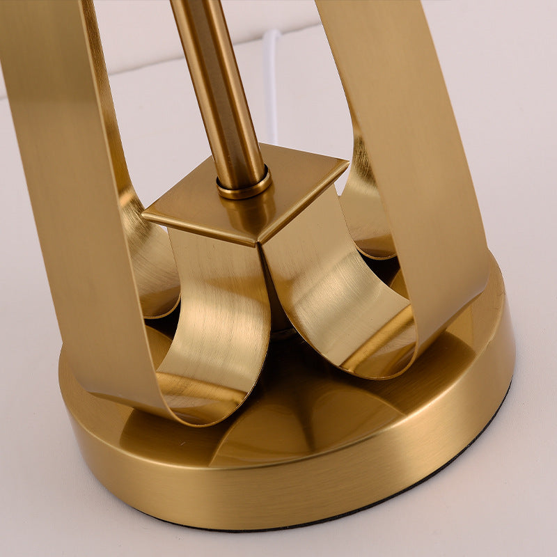 Adjustable Desk Lamp — Modern Flexible Task Light for Home Office, Bedroom & Study