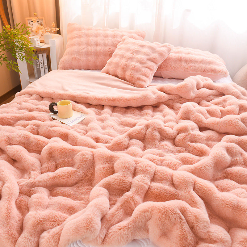 Fleece Throw Blanket — Extra Soft Bedroom Blanket for Sofa, Bed & Cold Nights