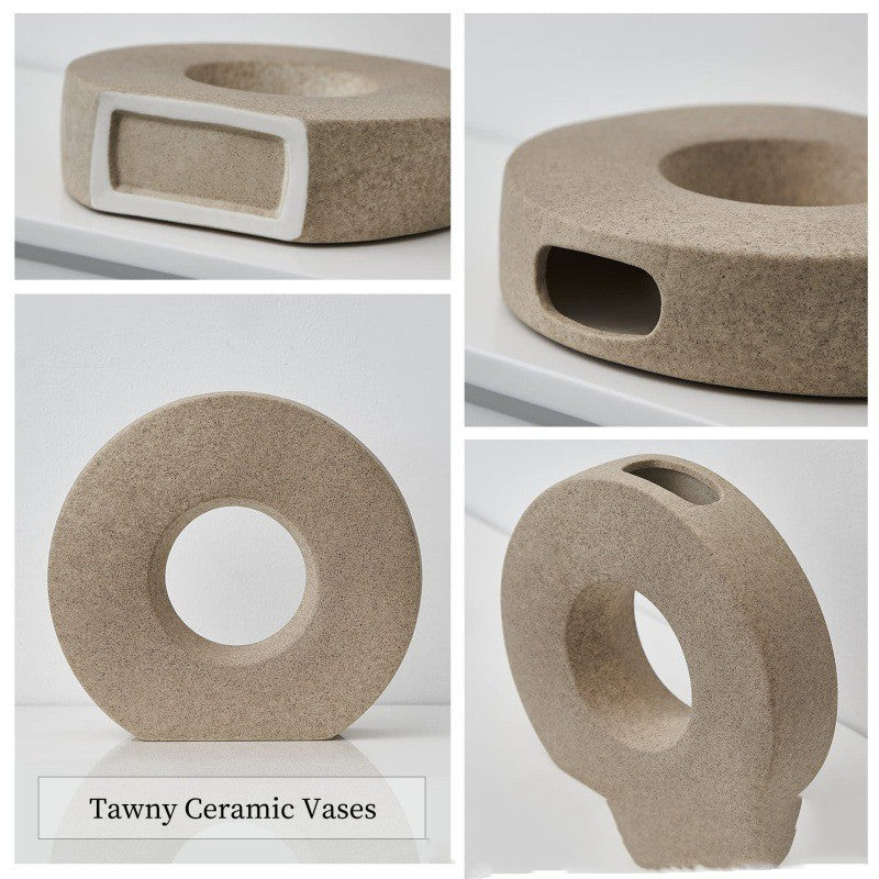 Minimalist Ceramic Vase — Modern Decorative Vase for Apartment, Shelf & Small Space Styling