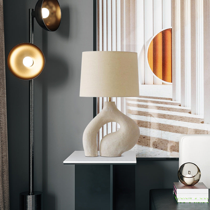Minimalist Sculptural Table Lamp — Modern Bedside Light for Bedroom & Living Room
